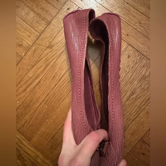 Relisted - Louis Vuitton shoes Size 9, soft Epi printed Leather Mauve Oxford Ba… - Picture 5 of 10